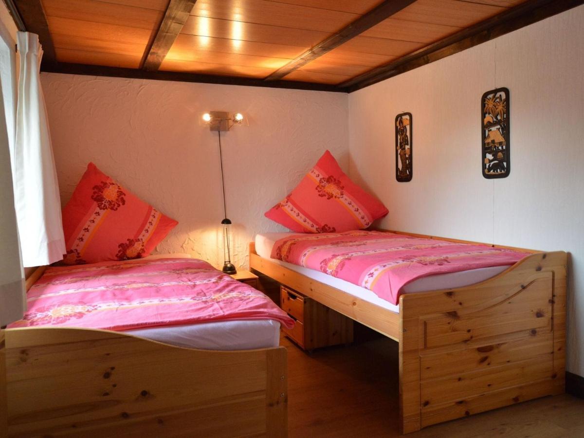 Apartment With Garden In A Wooded Setting Auw bei Prum 外观 照片