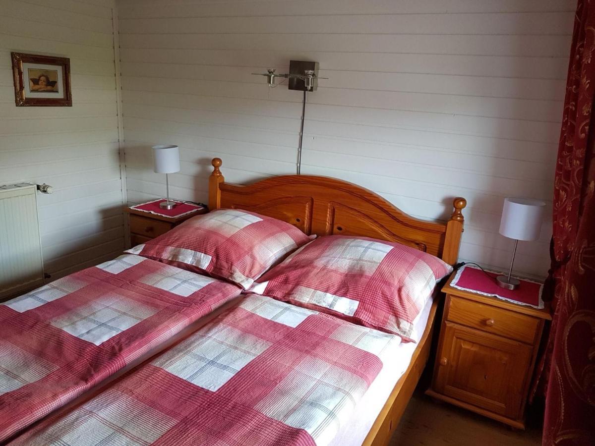 Apartment With Garden In A Wooded Setting Auw bei Prum 外观 照片